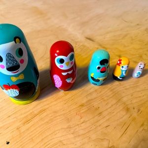 psikhouvanjou nesting dolls